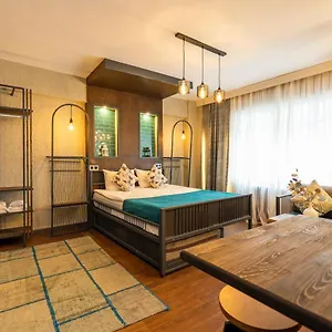 4* Appart hôtel Cube