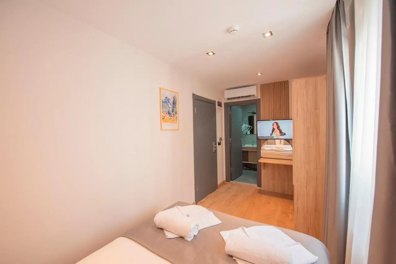 Mahya Hotel Istanbul